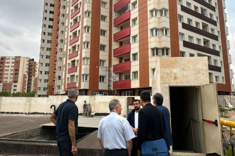 بازدید مدیر عامل و معاونین شرکت پارسا نیک یوتاب از پروژه شمس تبریز در تیر 1405